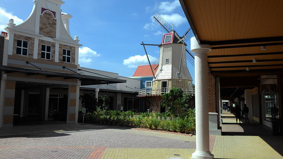 10606390_10208044487780358_1734597302690142124_n